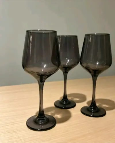 Set de Copas de Vino de Vidrio Ahumadas - miniatura 1