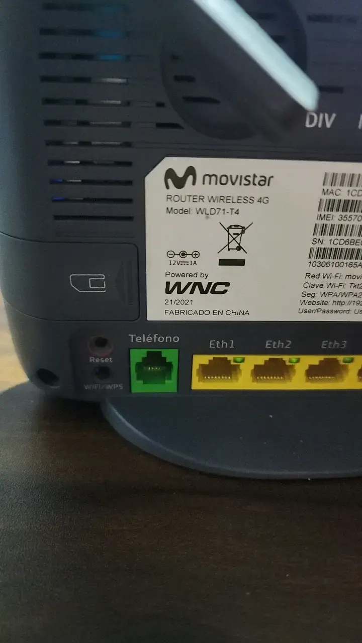 Router inalámbrico 4G con antenas - 3
