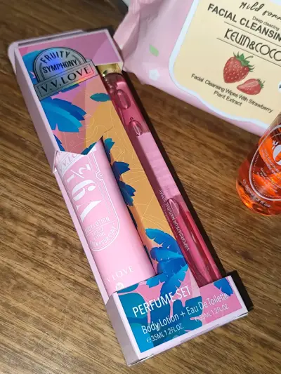Set de Perfume y Toallitas Faciales Keun & Coco - miniatura 3