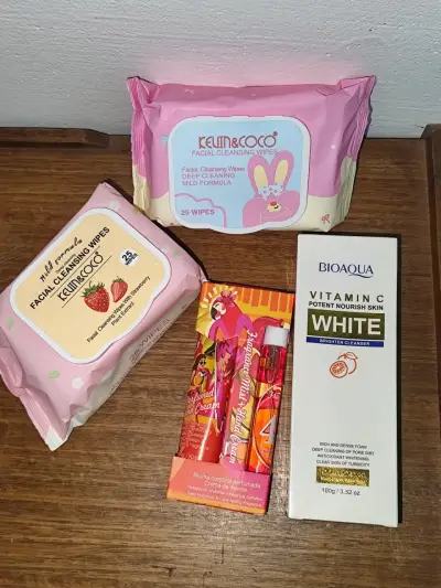 Set de Limpieza Facial y Crema de Manos - miniatura 1