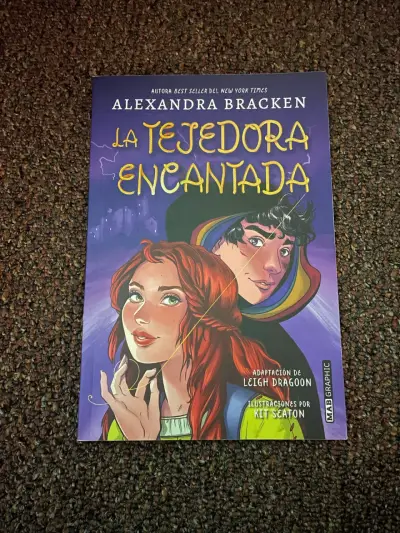 Novela gráfica 'La Tejedora Encantada' - miniatura 1