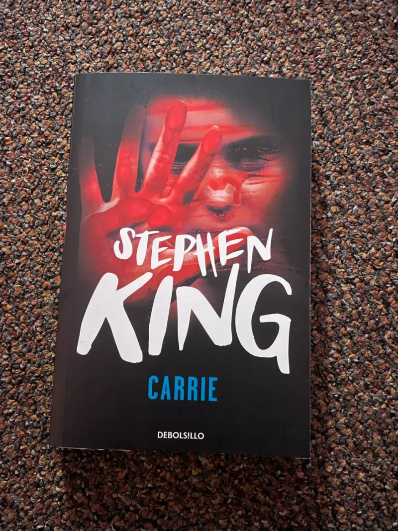 Libro 'Carrie' edición de bolsillo - 1