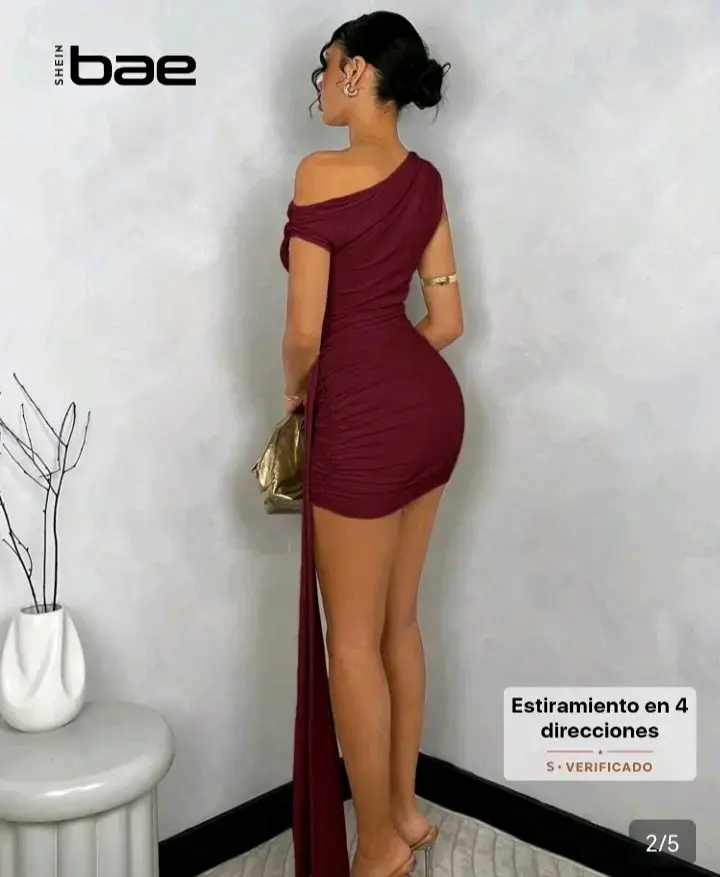 Vestido corto burdeos un hombro - 2