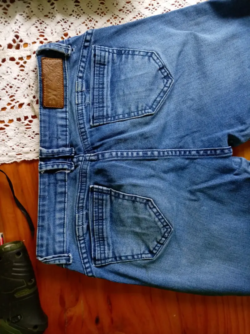 Jeans azul con franjas laterales Best West - 3