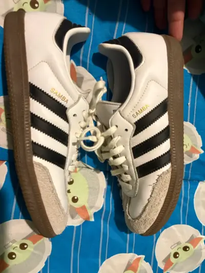 Zapatillas Adidas Samba blancas y negras - miniatura 2