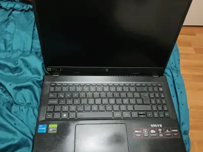 Laptop Acer Nitro V 15 GAMER - miniatura 2