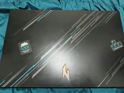Laptop Acer Nitro V 15 GAMER - miniatura 5