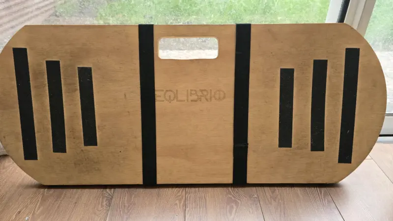 Tabla de equilibrio de madera para ejercicios - 3