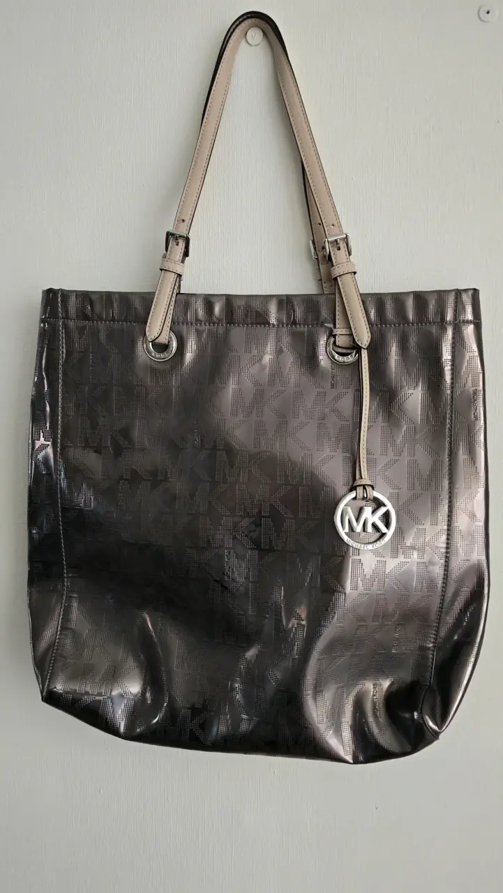 Bolso tote Michael Kors metálico con logo - 2