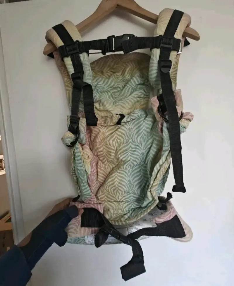 Mochila portabebé ergonómica Emei Baby multicolor - 4