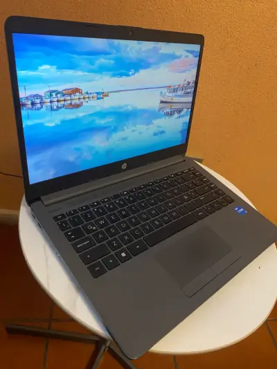 Notebook Hp 240 G9 I5 - miniatura 1