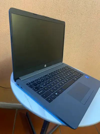 Notebook Hp 240 G9 I5 - miniatura 2