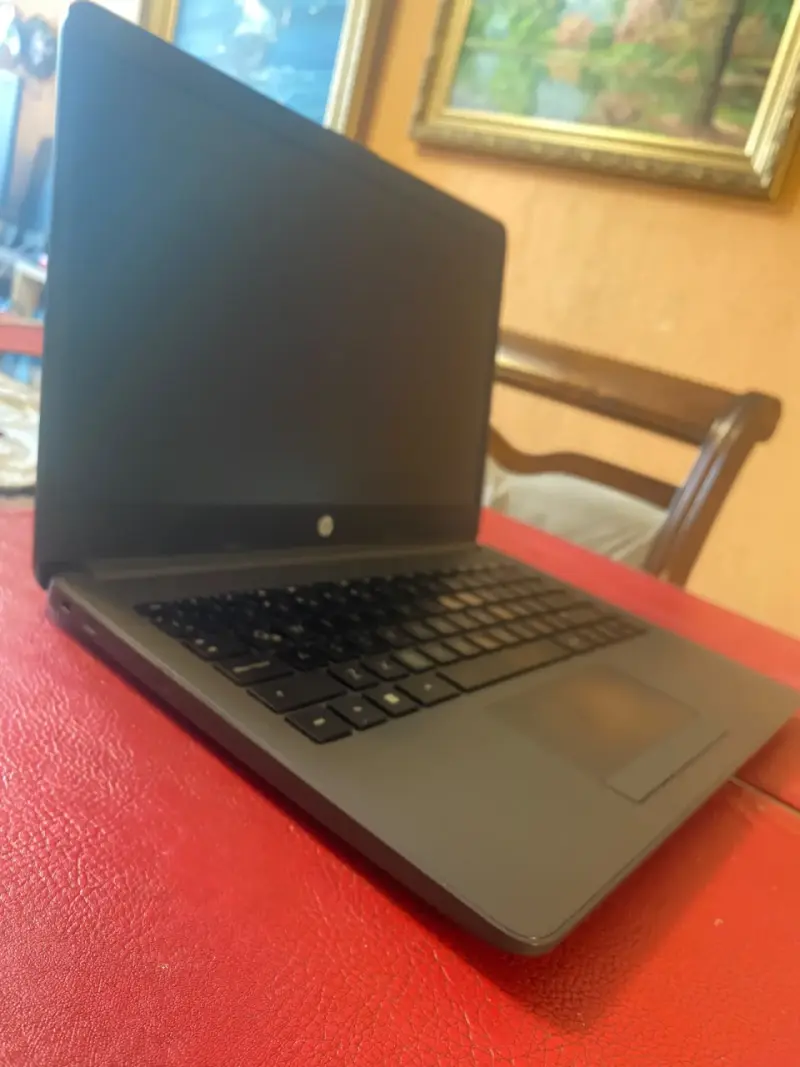 Notebook HP 245 G8 Rayzen 5 - 4