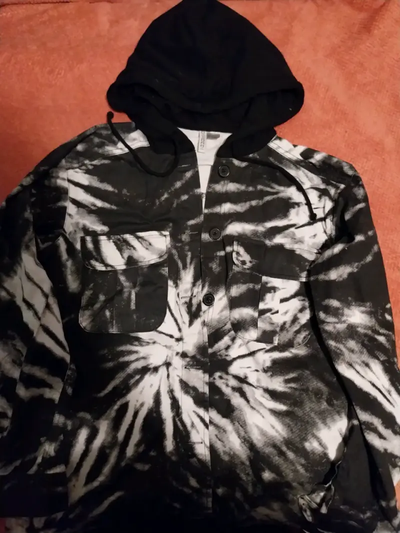 Chaqueta con capucha tie-dye blanco y negro H&M - 1