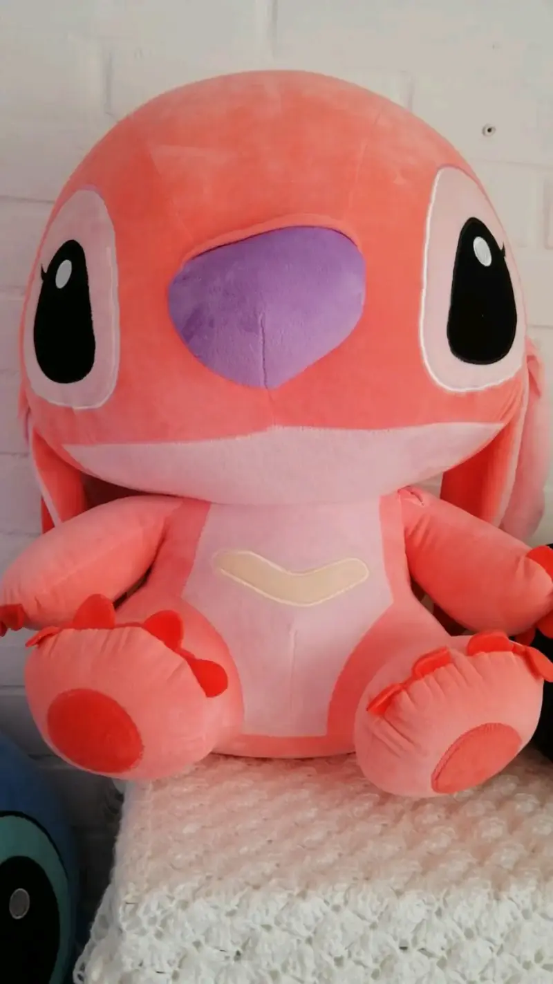 Peluches grandes de colores vivos - 1