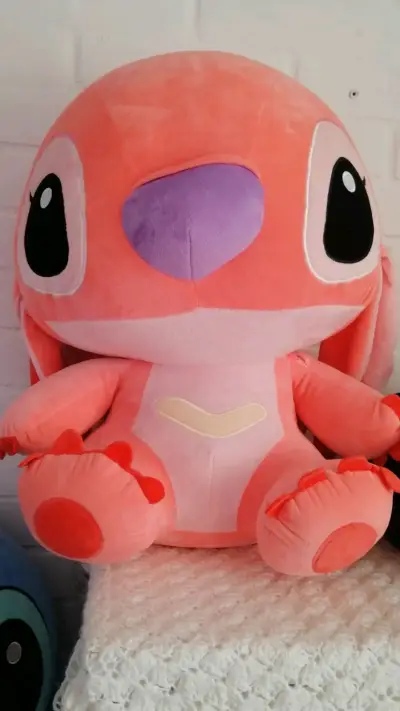 Peluches grandes de colores vivos - miniatura 1