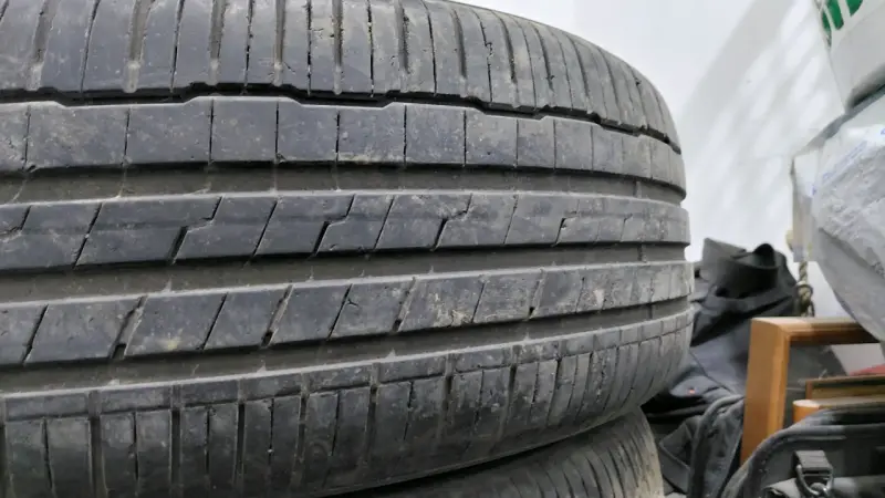Neumáticos Hankook 225/60 R18 - 1