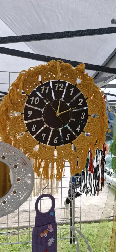 Reloj de pared macramé artesanal - miniatura 2