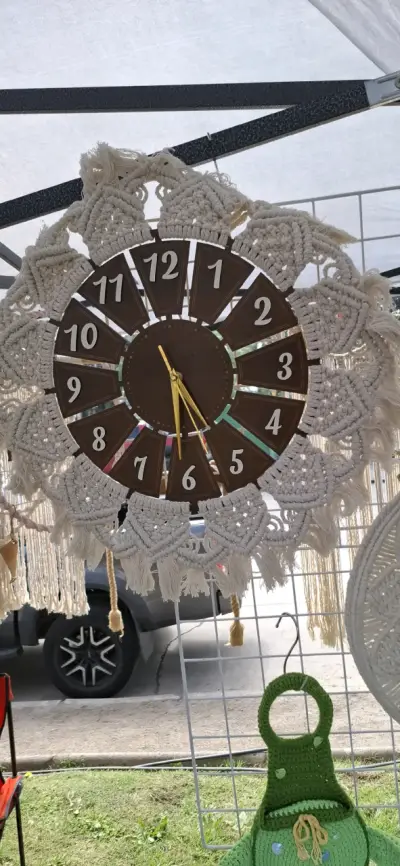 Reloj de pared macramé artesanal - miniatura 3