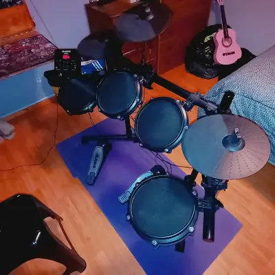 Batería Electrónica Alesis Turbo Kit Completa - miniatura 3