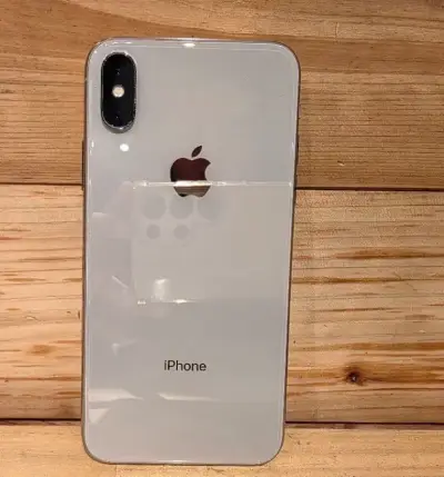 iPhone X en buen estado - miniatura 3