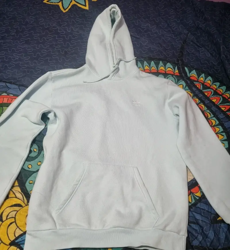 Polerón con capucha Adidas color celeste