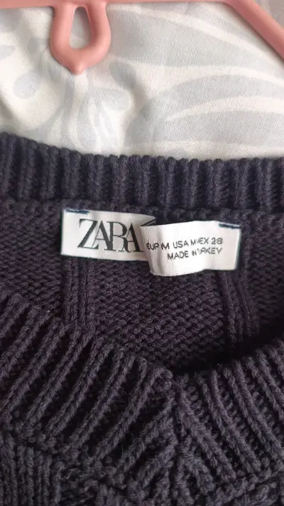 Suéter de punto negro con botones Zara - miniatura 3