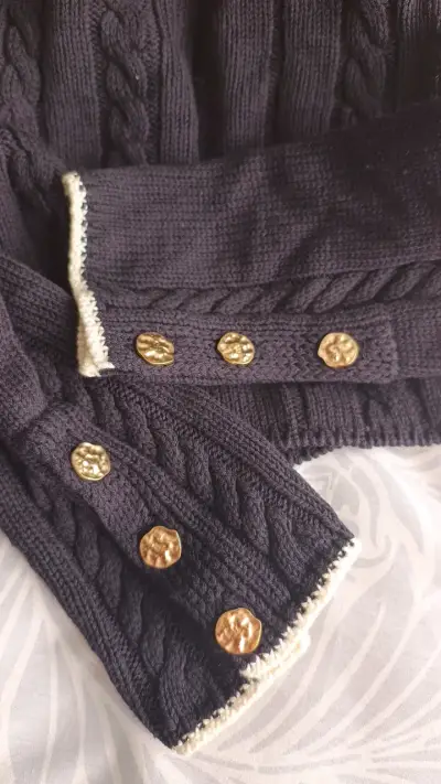 Suéter de punto negro con botones Zara - miniatura 5