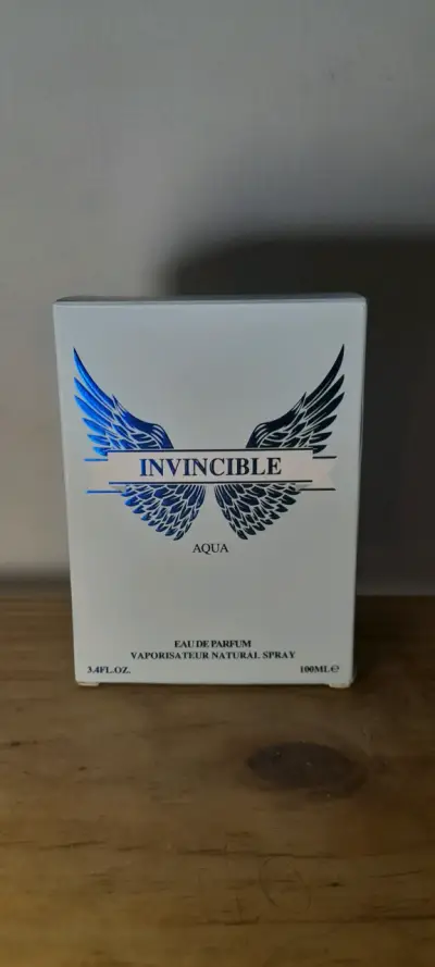 Perfume Invincible Aqua Eau de Parfum 100ml - miniatura 2