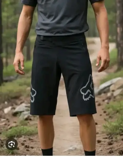 Short de bicicleta Fox Defend negro - miniatura 1