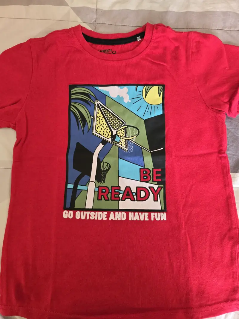 Poleras con diseño gráfico para niños - 1
