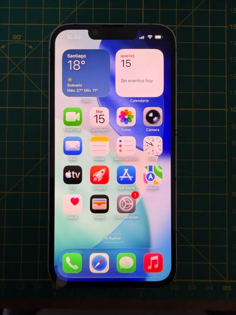 iPhone 16e con 128GB de almacenamiento - 1