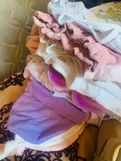 Pañales Luvs Talla P 25pañales para Bebés - miniatura 5