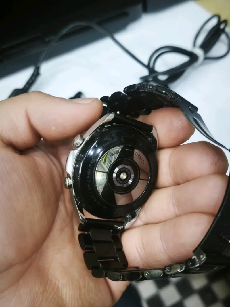 Galaxy watch 3 classic 41mm, 2 correas y cargador - 3