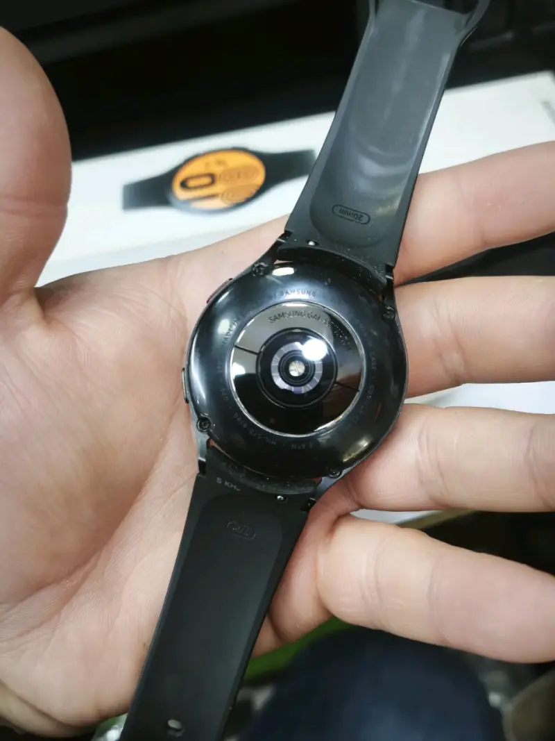 Samsung Galaxy Watch 4-44mm versión LTE con caja. - 3