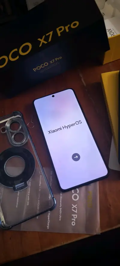 Smartphone POCO X7 Pro con HyperOS - miniatura 1
