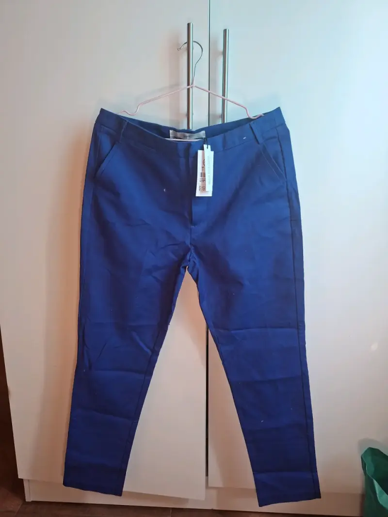 Pantalones azul marino talla 42 nuevos - 1