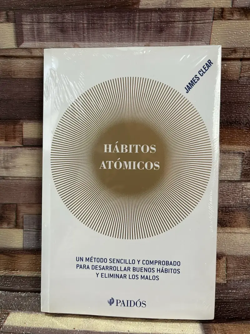 Libro Hábitos Atómicos de James Clear