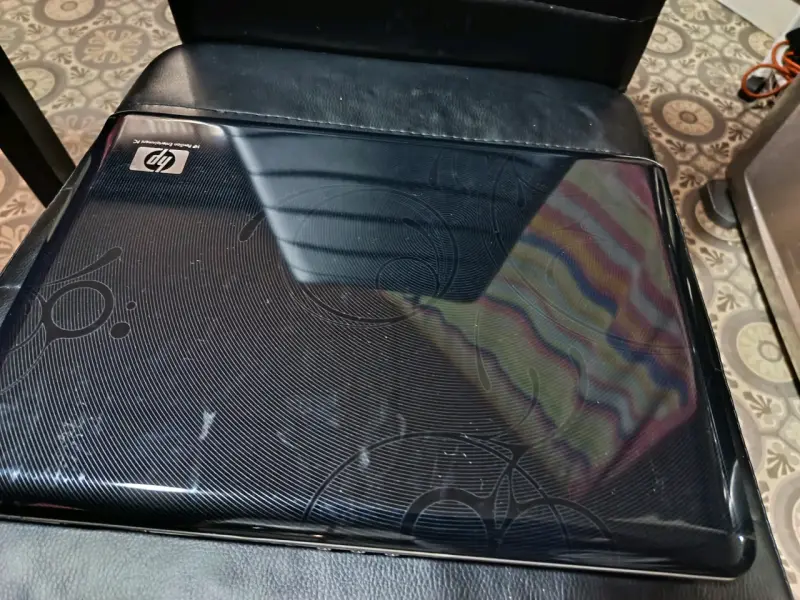 Laptop HP Pavilion dv6000 con Intel Pentium - 1