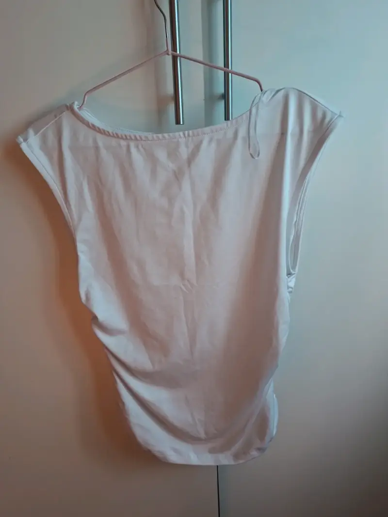 Polera Blanca Sin Mangas para Mujer