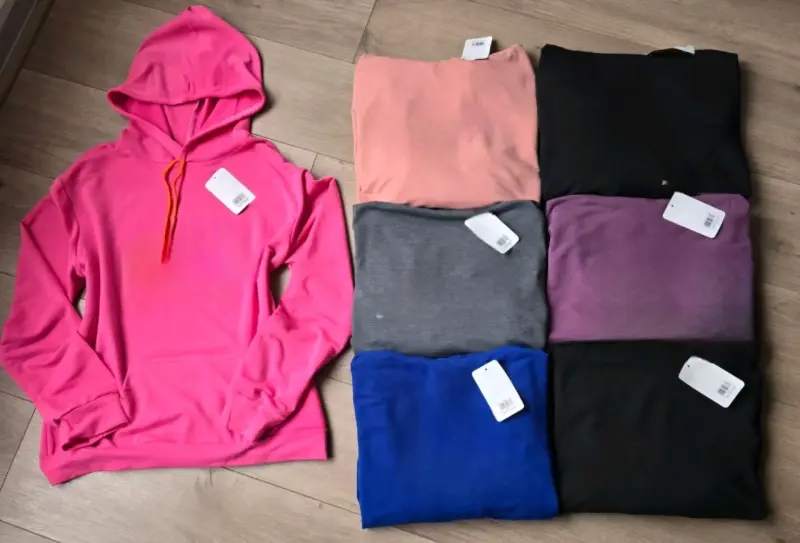 Polerón con capucha unisex en varios colores - 3