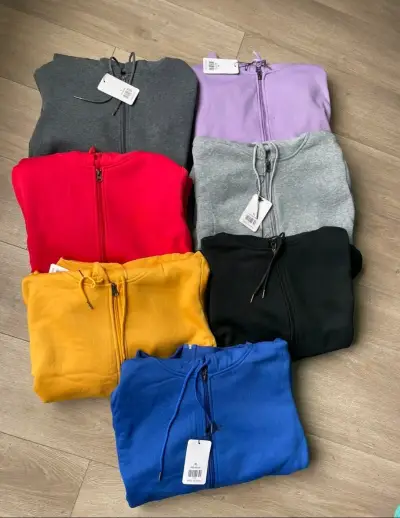 Polerón con capucha unisex varios colores - miniatura 3