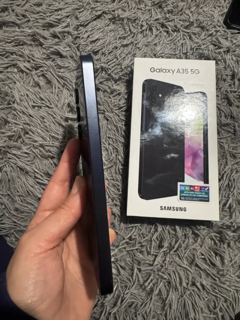 Samsung Galaxy A35 5G en buen estado - 3