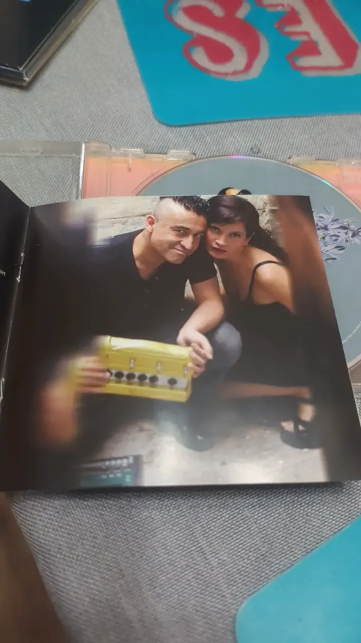 CD First You Please' Los Updates - Jorge González - 5