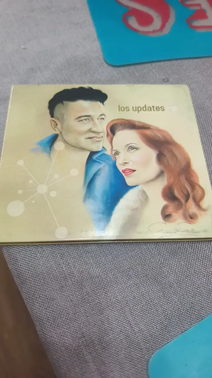 CD Los Updates EP en buen estado - 1
