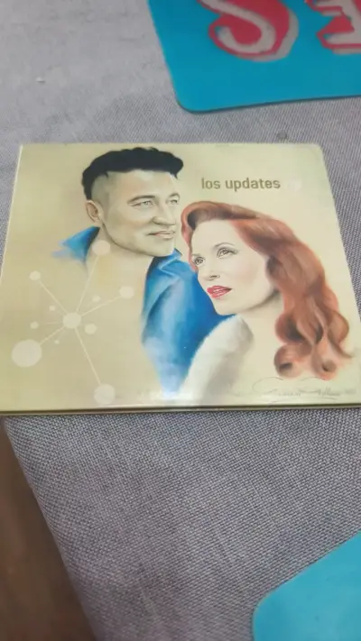 CD Los Updates EP en buen estado - miniatura 1