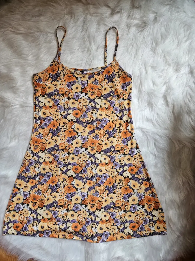 Vestido floral corto H&M Divided talla S - 2
