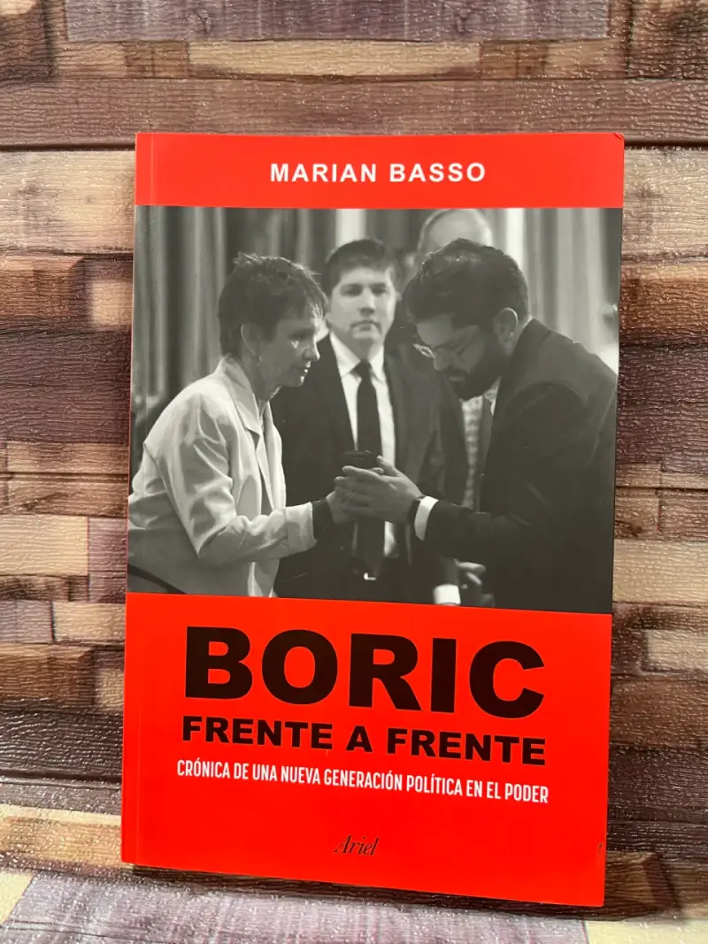 Libro 'Boric Frente a Frente' de Marian Basso