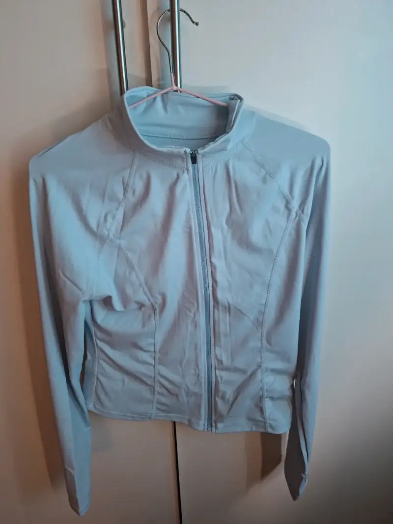 Chaqueta deportiva azul con cierre - 1