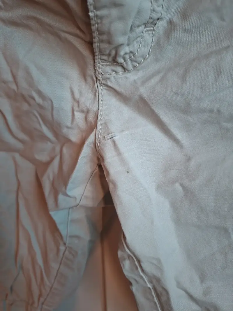 Pantalones cargo beige para mujer - 2